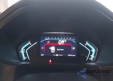 2023 Honda Odyssey Touring z USA, uszkodzony, nr VIN 5FNRL6H82PB043519